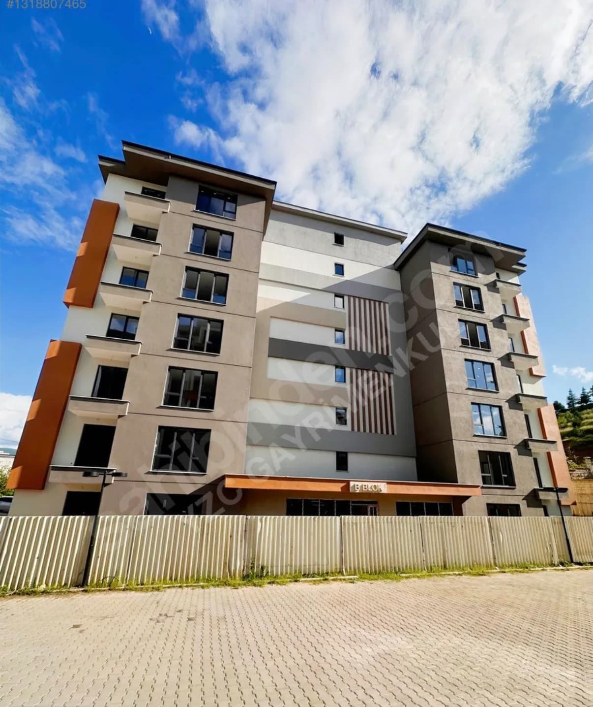 Güneşli Mahallesi'nde 3+1, 115m² Satılık Daire
